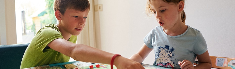 Pgb. Kinderen spelen spelletje